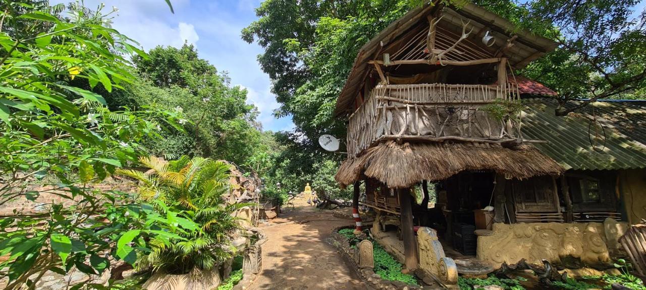 Humbhaha Jungle Yala Nature Eco Resort Kataragama Exteriör bild